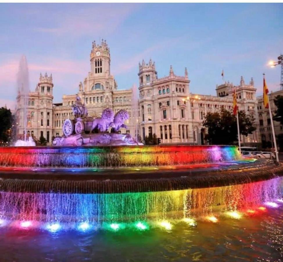 De Madrid A La Luna Exterior photo